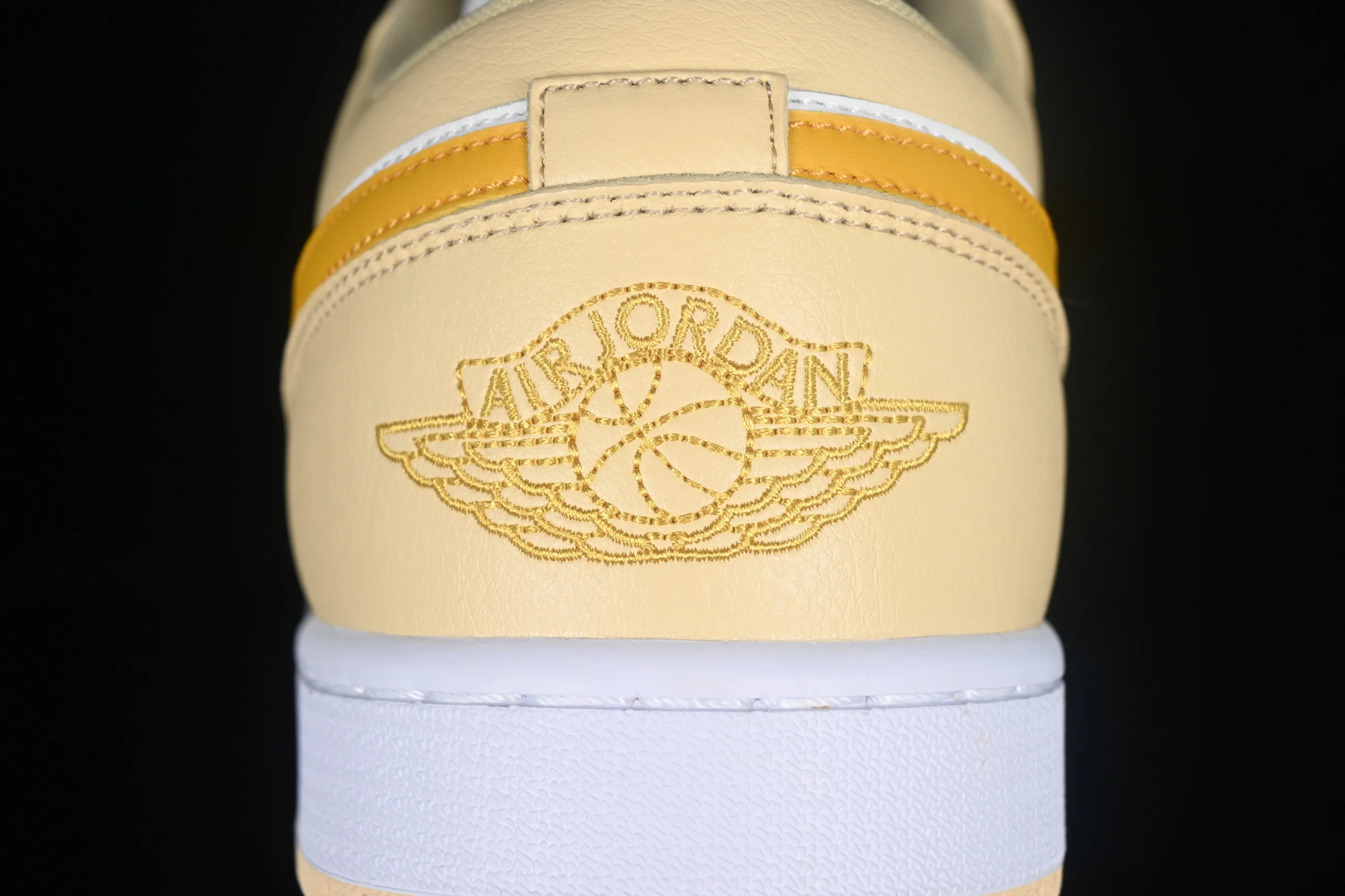All categories Air Jordan Jordan series basketball shoes Air Jordan 1 Low Air Jordan 1 Low "Yellow" AJ1 Joe 1 Banana Yellow Low-top cultural casual sneakers DC0774-170